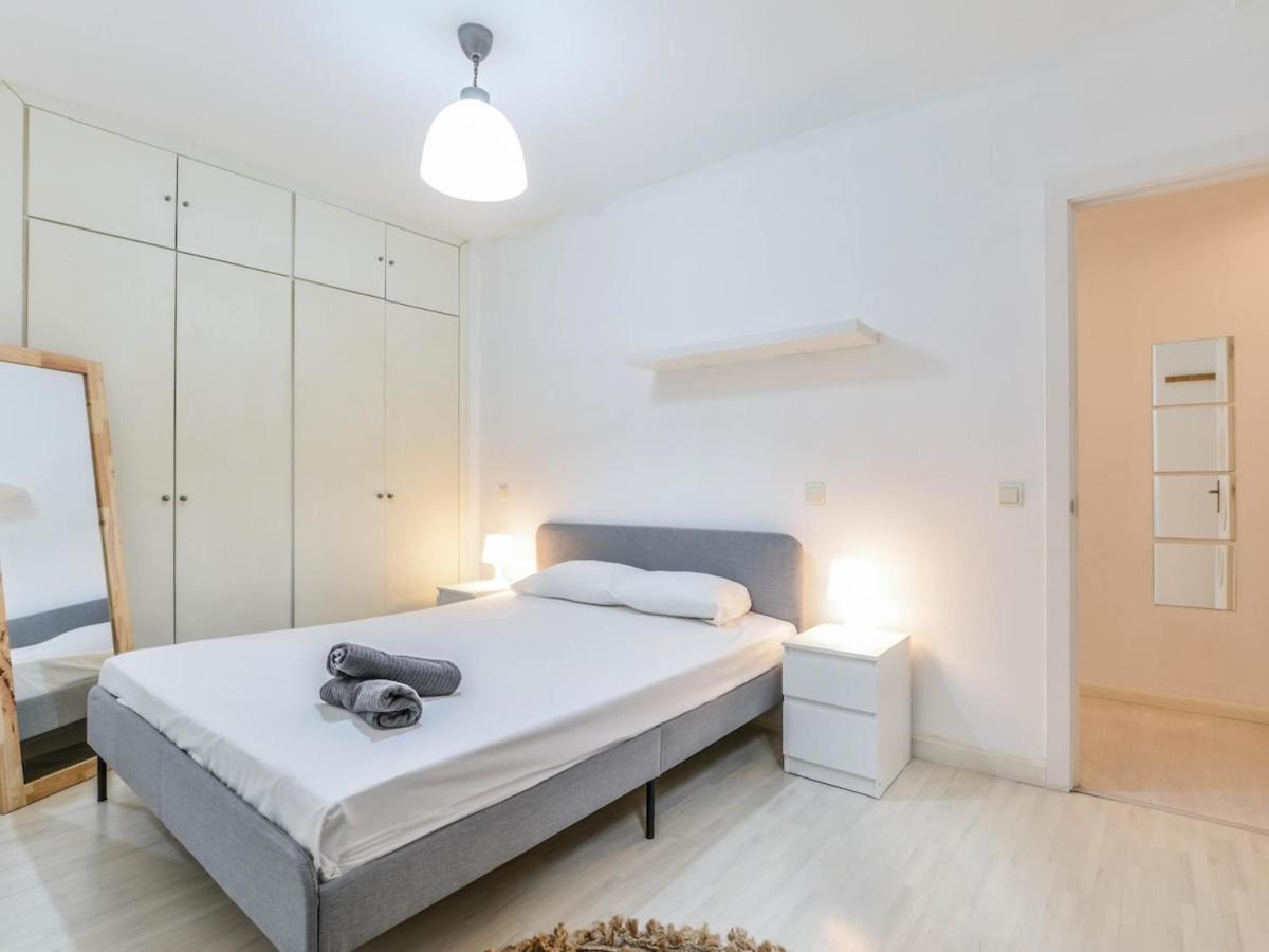 Apartamento Cava Baja Alquiler Temporal Madrid Buitenkant foto